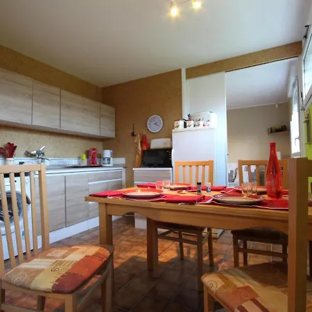 Casa vacanze La Chapelle-montligeon, 3 Pièces, 4 Personnes - Fr-1-497-103